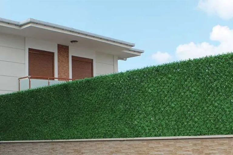 what is grass fence